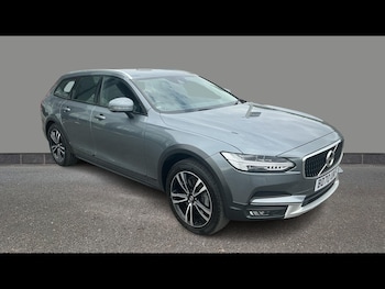 Used Volvo V90 2020 for sale - 79418740: Photo
