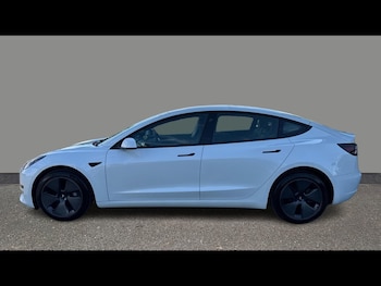 Used Tesla Model 3 2023 for sale - 79037592: Photo