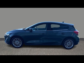Used Ford Focus 2021 for sale - 78755286: Photo