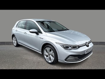 Used Volkswagen Golf 2023 for sale - 79328186: Photo