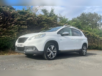 Used Peugeot 2008 2015 for sale - 75943690: Photo