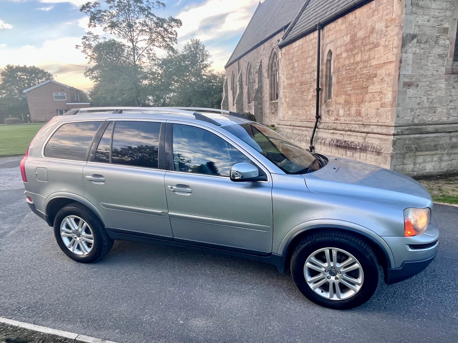 Used Volvo XC90 2010 for sale - 75937888: Photo 12