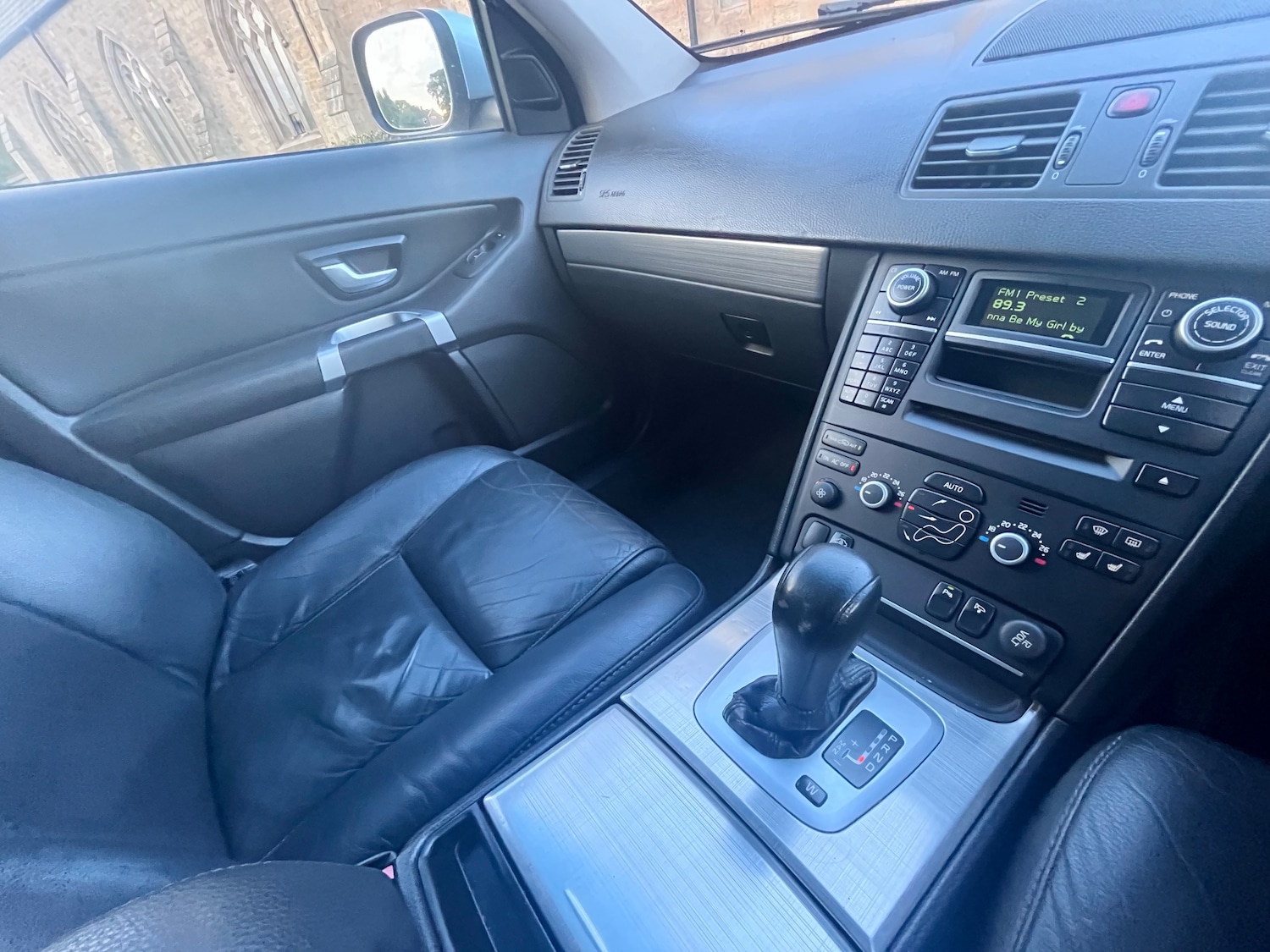 Used Volvo XC90 2010 for sale - 75937888: Photo 24