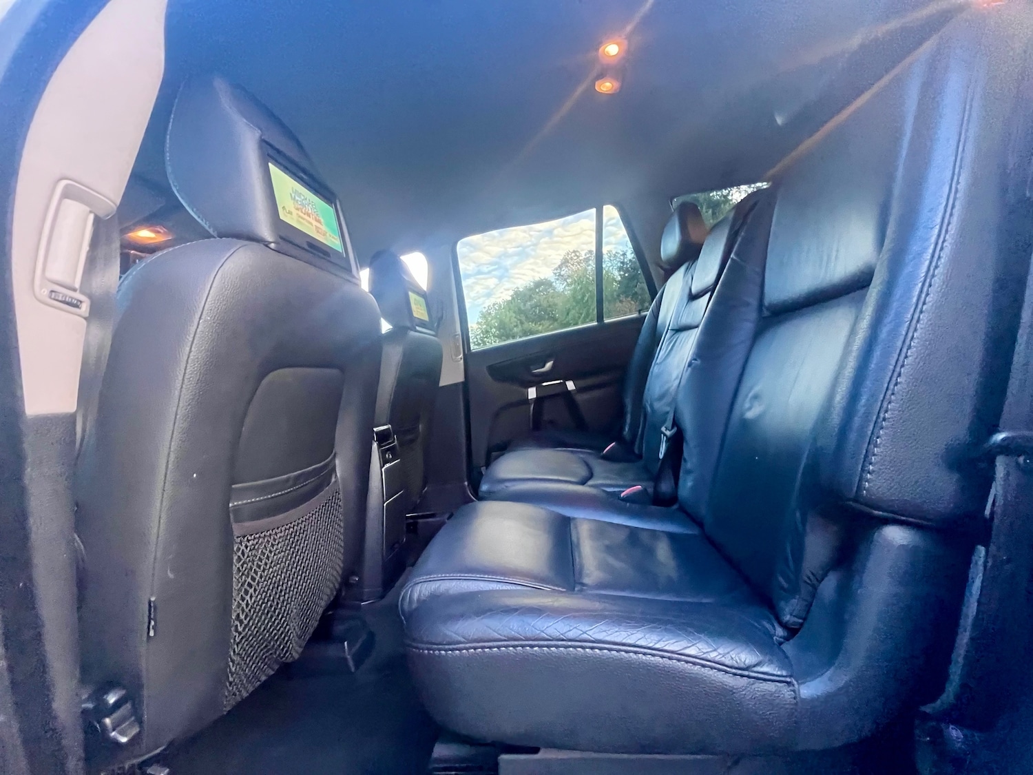 Used Volvo XC90 2010 for sale - 75937888: Photo 29