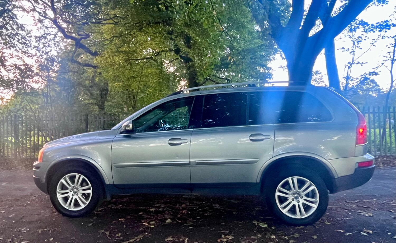 Used Volvo XC90 2010 for sale - 75937888: Photo 57