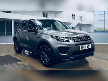 Used Land Rover Discovery Sport 2018 for sale - 77092812: Photo
