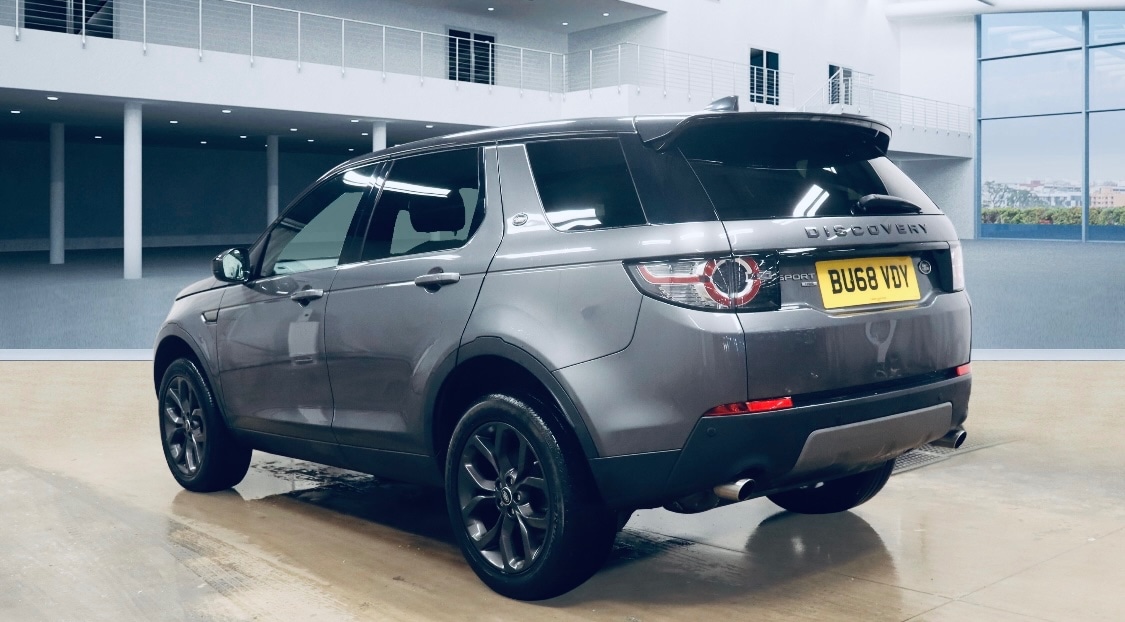 Used Land Rover Discovery Sport 2018 for sale - 77092812: Photo 3