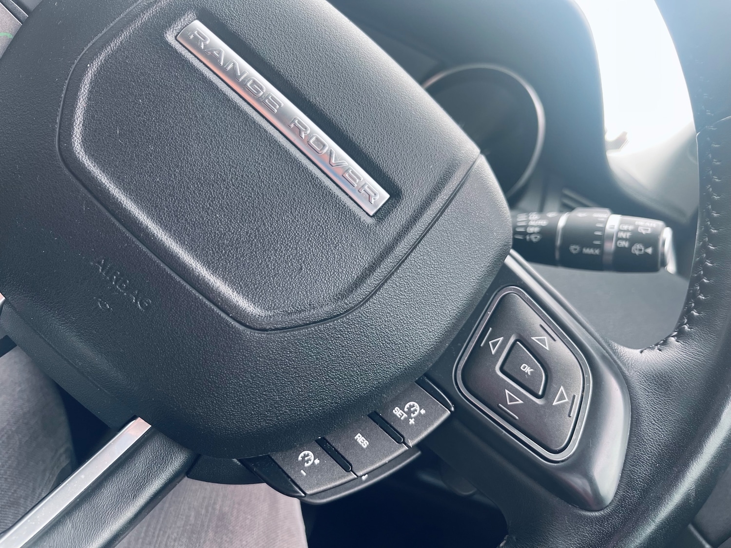 Used Land Rover Range Rover Evoque 2015 for sale - 77180030: Photo 24