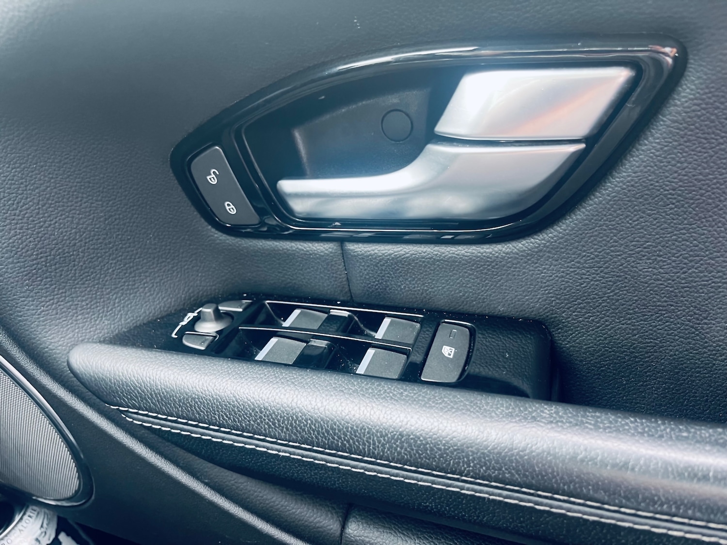 Used Land Rover Range Rover Evoque 2015 for sale - 77180030: Photo 29