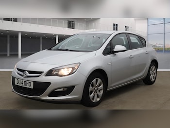2014 (14) - 1.6i 16V Design 5dr