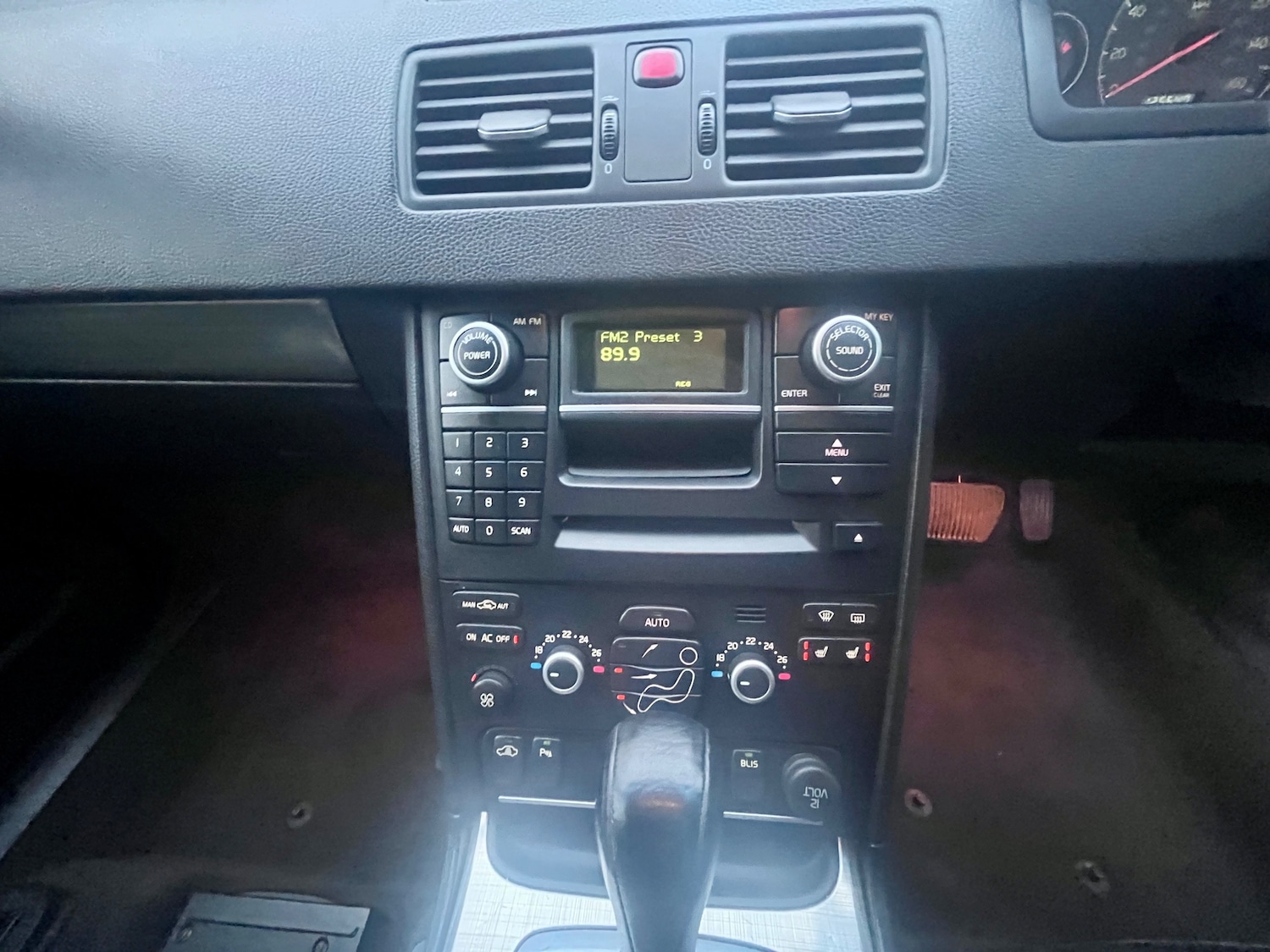 Used Volvo XC90 2009 for sale - 76251923: Photo 29