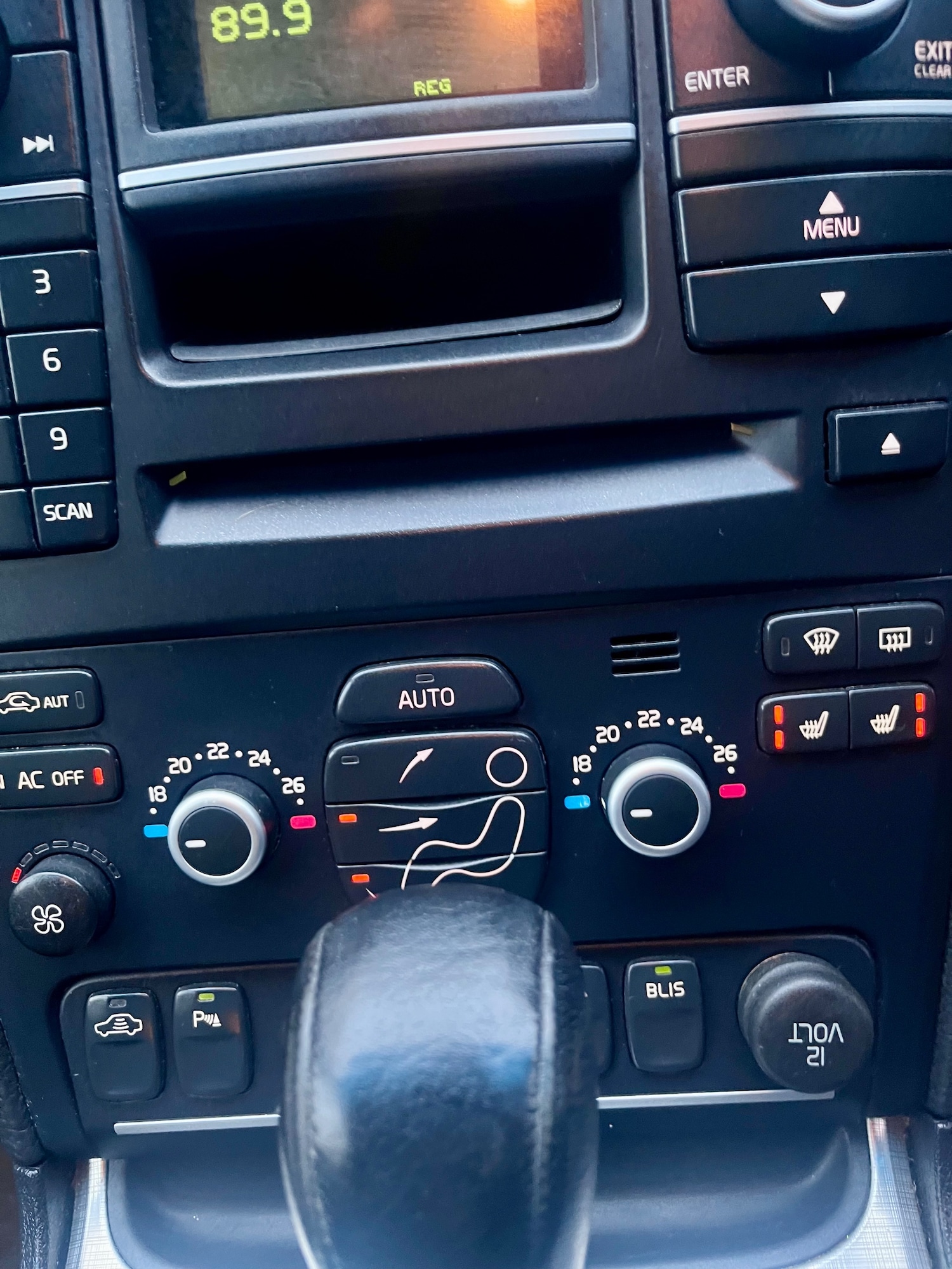 Used Volvo XC90 2009 for sale - 76251923: Photo 32