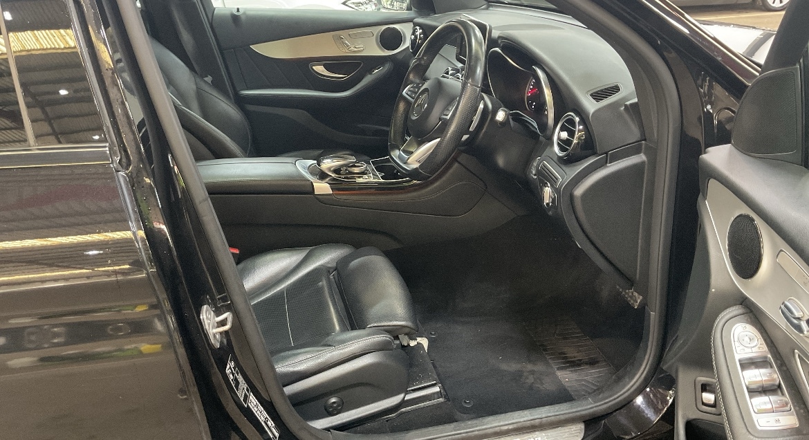 Used Mercedes-Benz GLC 2017 for sale - 76480832: Photo 7