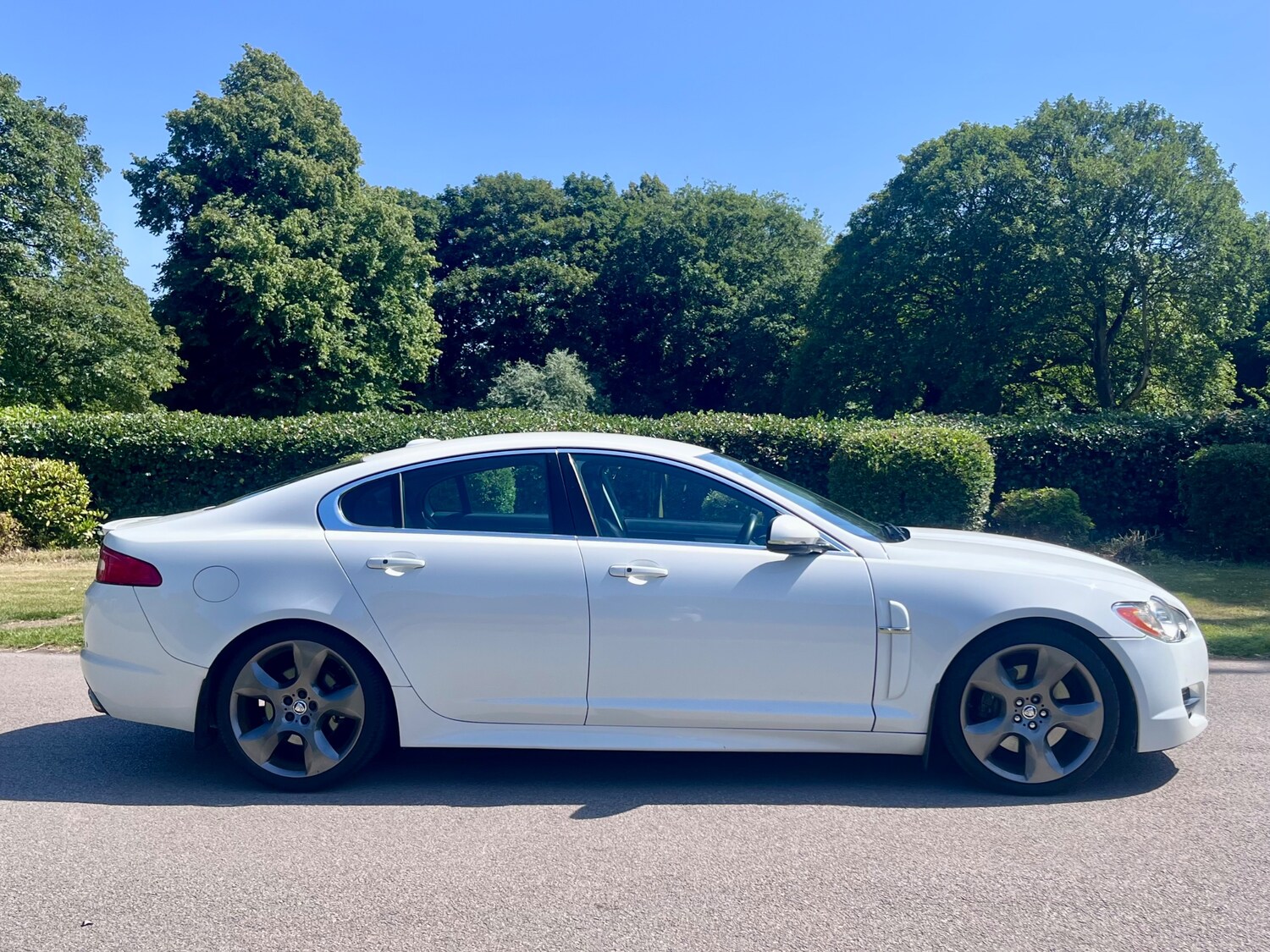 Used Jaguar XF 2010 for sale - 75249507: Photo 52