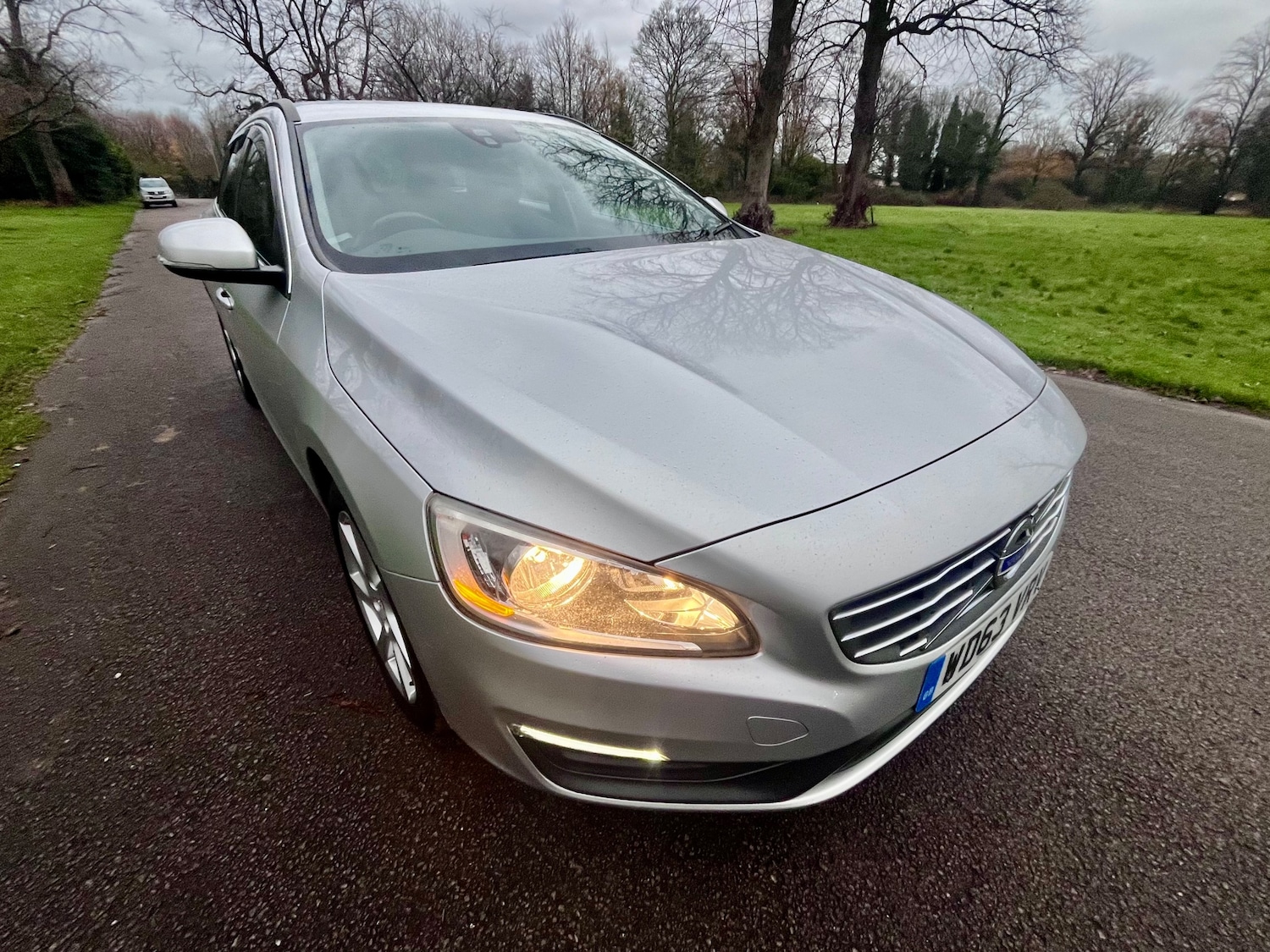 Used Volvo V60 2014 for sale - 76856588: Photo 10
