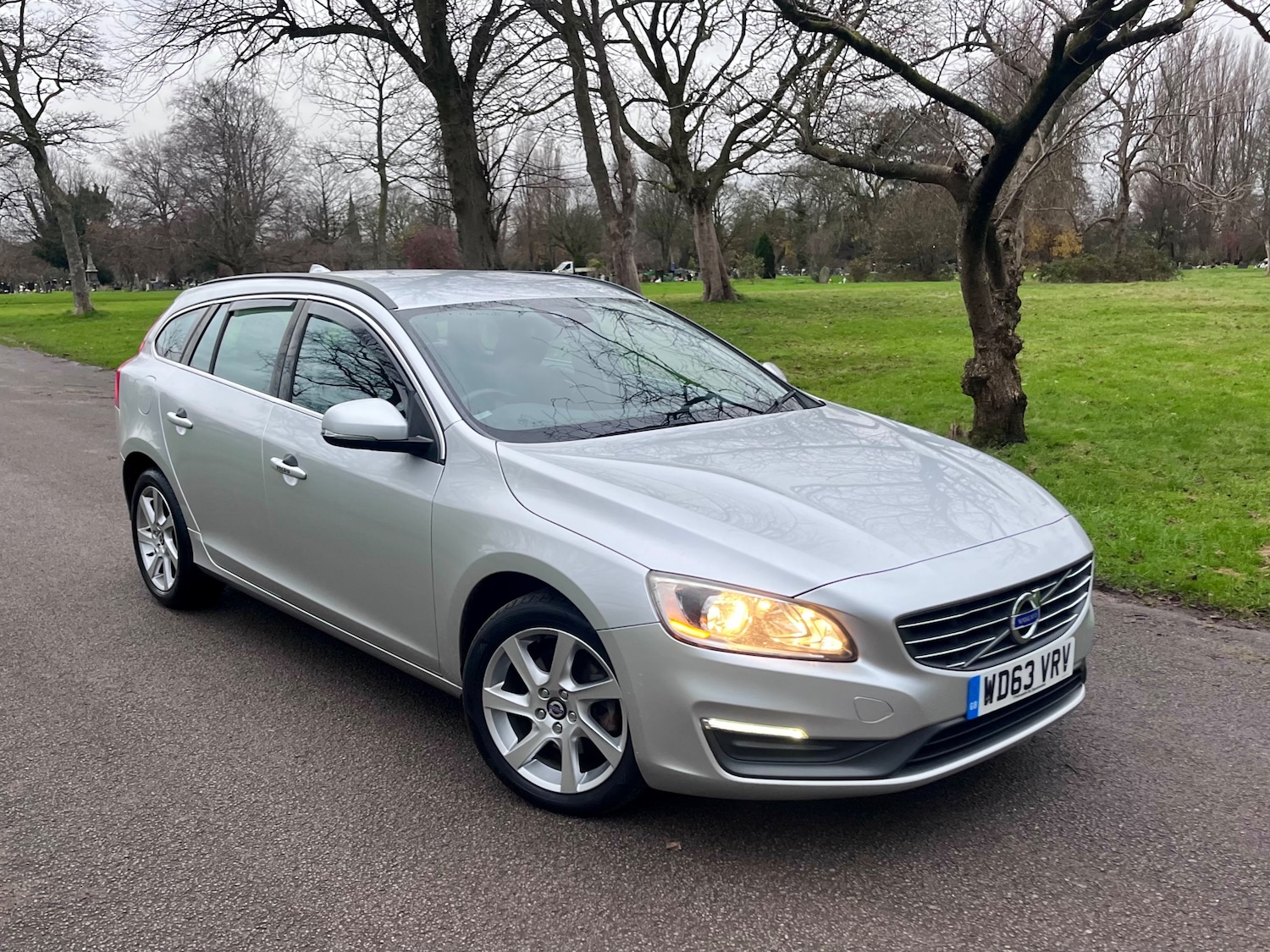 Used Volvo V60 2014 for sale - 76856588: Photo 19