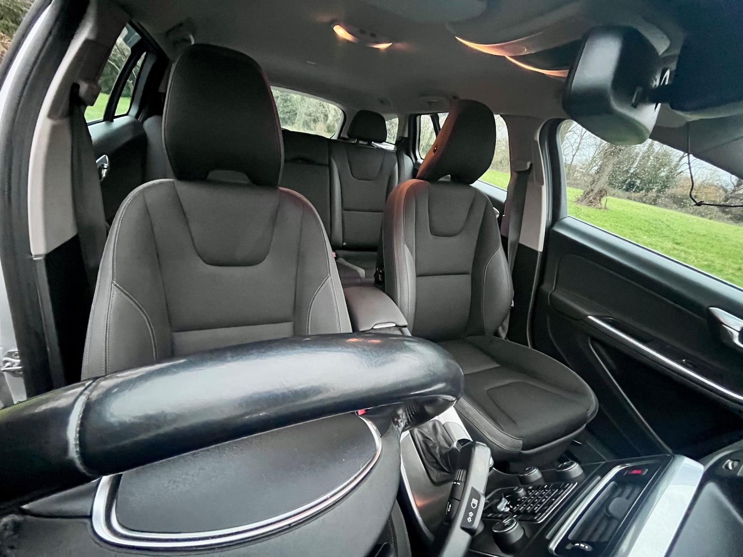 Used Volvo V60 2014 for sale - 76856588: Photo 31