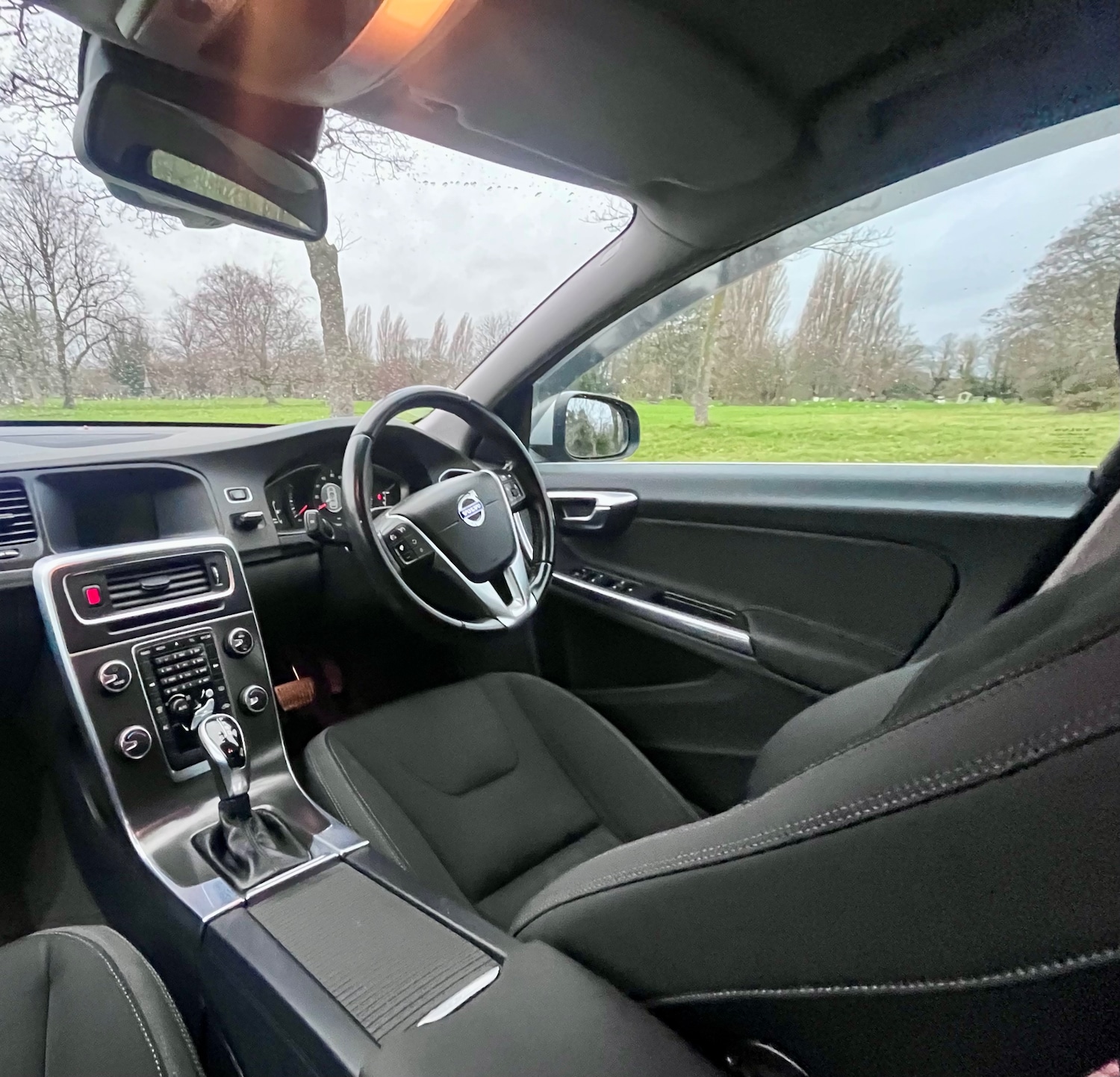 Used Volvo V60 2014 for sale - 76856588: Photo 33