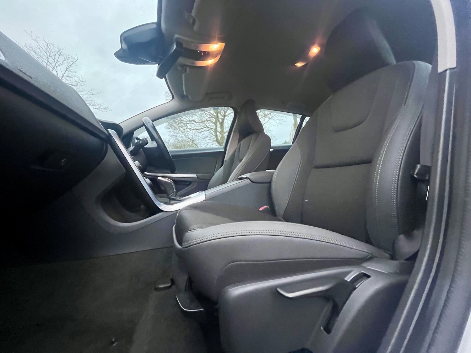 Used Volvo V60 2014 for sale - 76856588: Photo 34