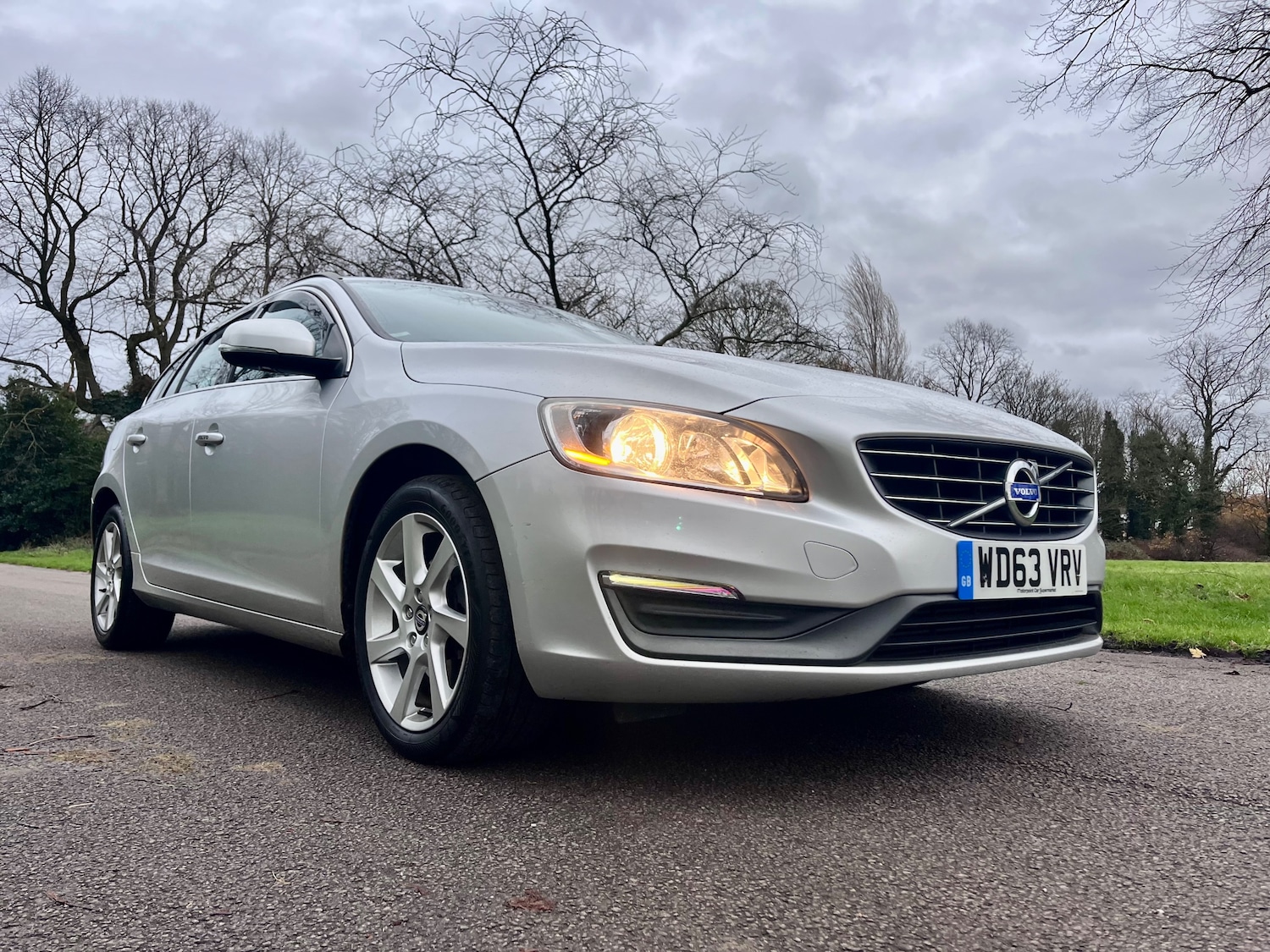 Used Volvo V60 2014 for sale - 76856588: Photo 5