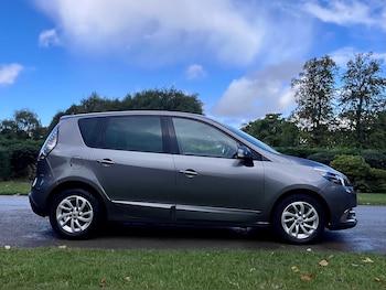 Used Renault Scenic 2012 for sale - 75930336: Photo