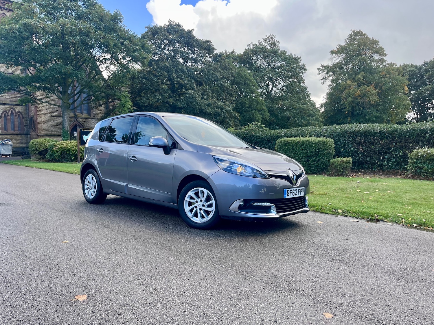 Used Renault Scenic 2012 for sale - 75930336: Photo 54