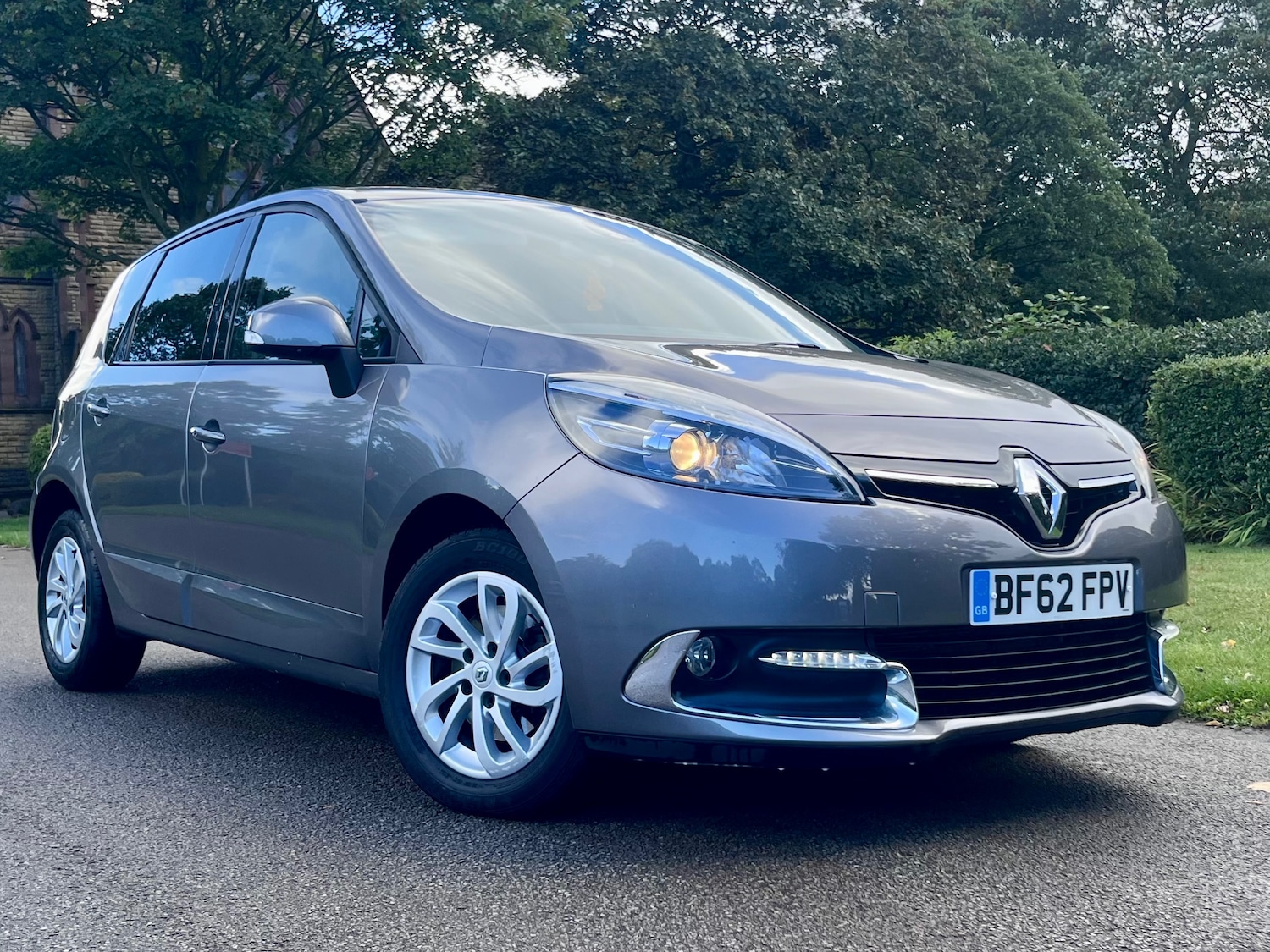 Used Renault Scenic 2012 for sale - 75930336: Photo 56