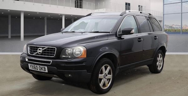 Used Volvo XC90 2010 for sale - 76251919: Photo 2