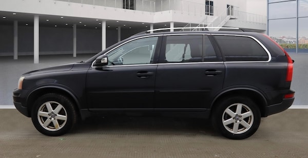 Used Volvo XC90 2010 for sale - 76251919: Photo 3