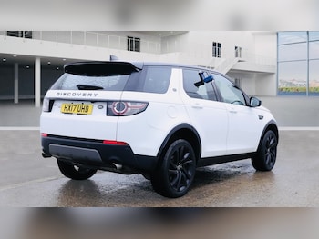Used Land Rover Discovery Sport 2017 for sale - 77092804: Photo