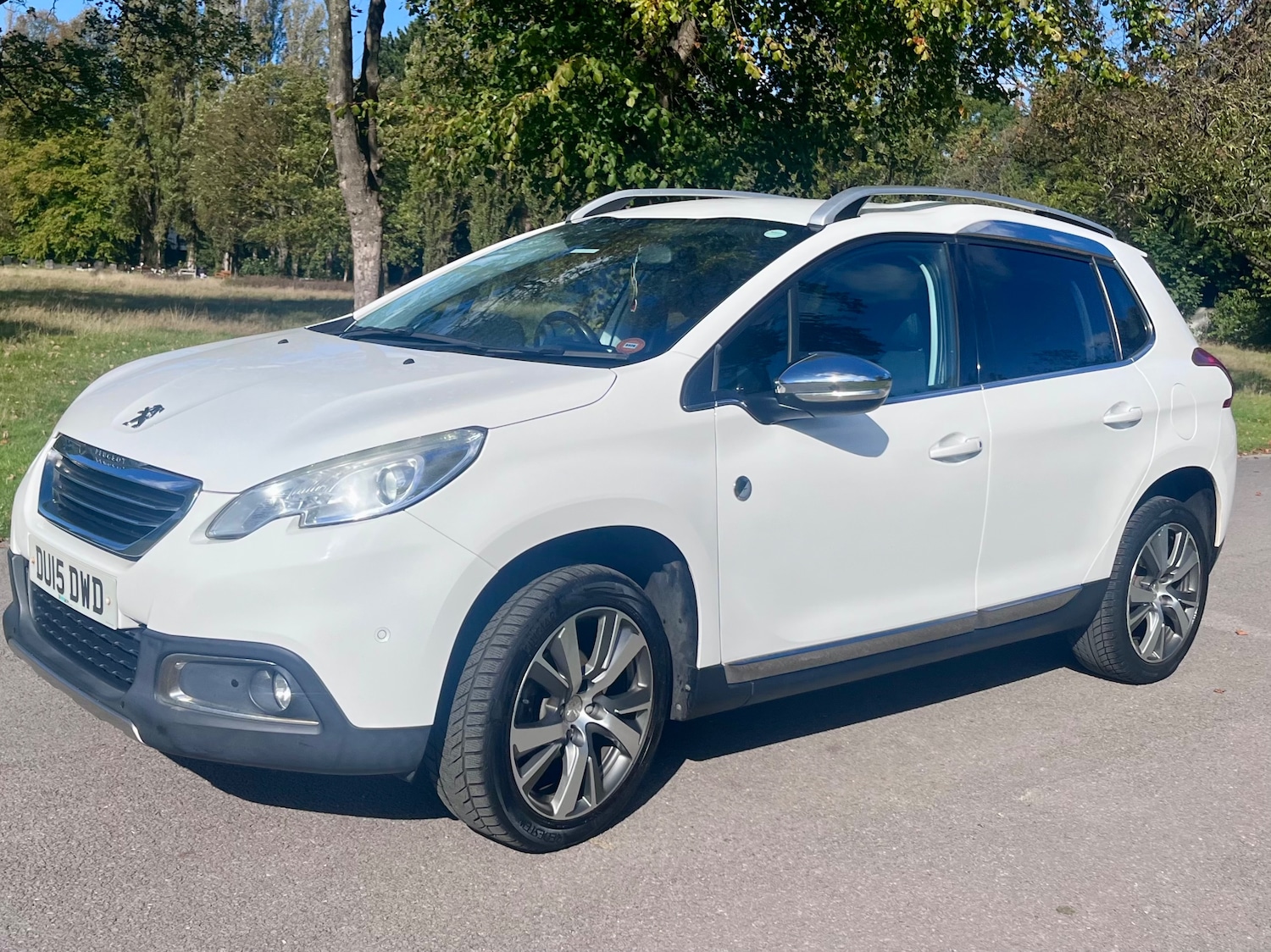 Used Peugeot 2008 2015 for sale - 76697855: Photo 5