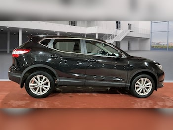 Used Nissan Qashqai 2014 for sale - 77031610: Photo