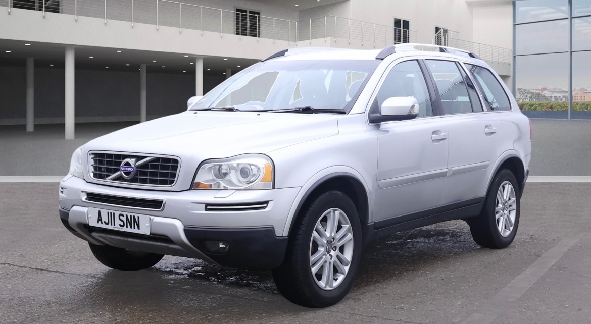Used Volvo XC90 2011 for sale - 76251916: Photo 2