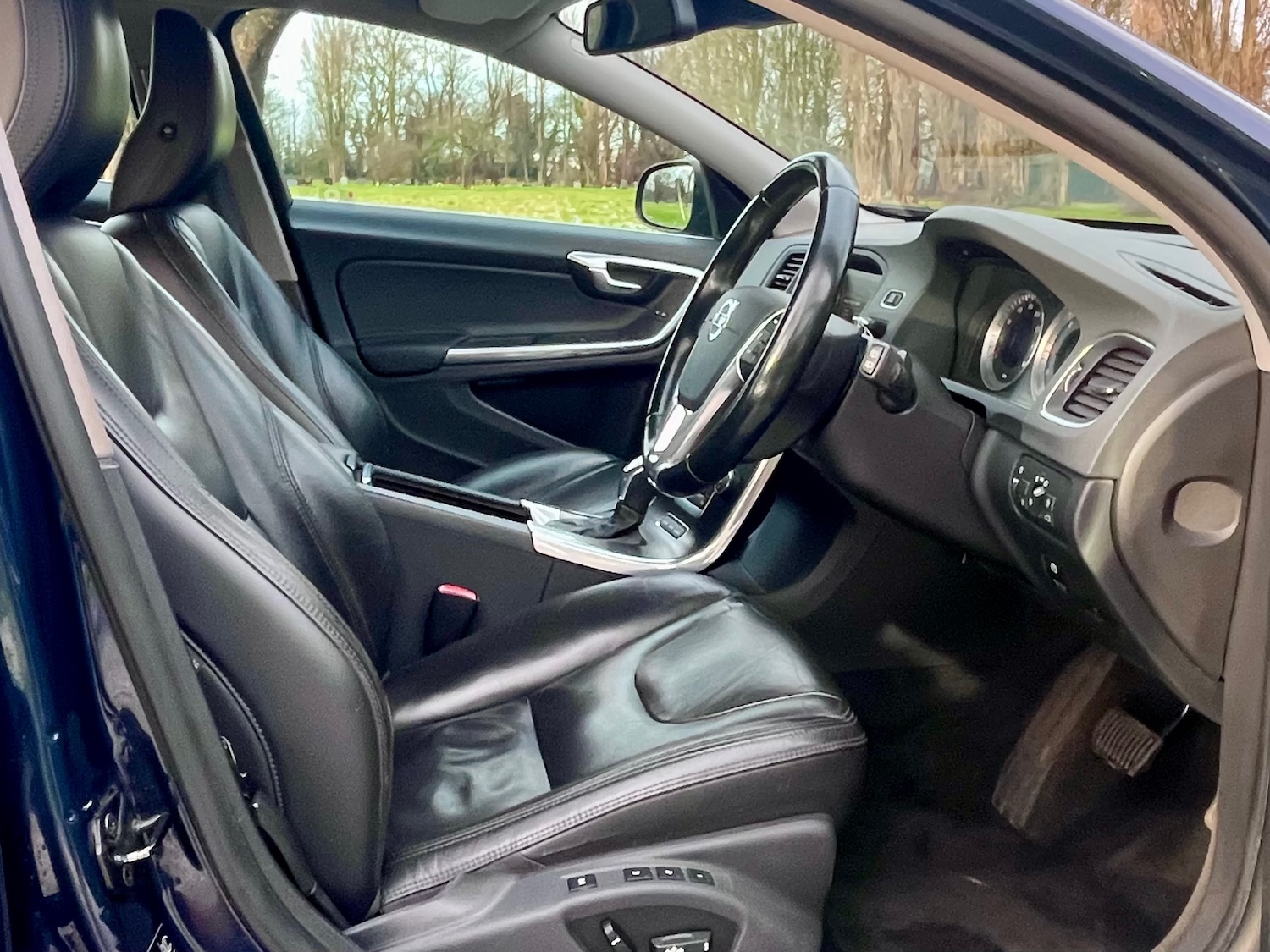 Used Volvo V60 2012 for sale - 77031608: Photo 26