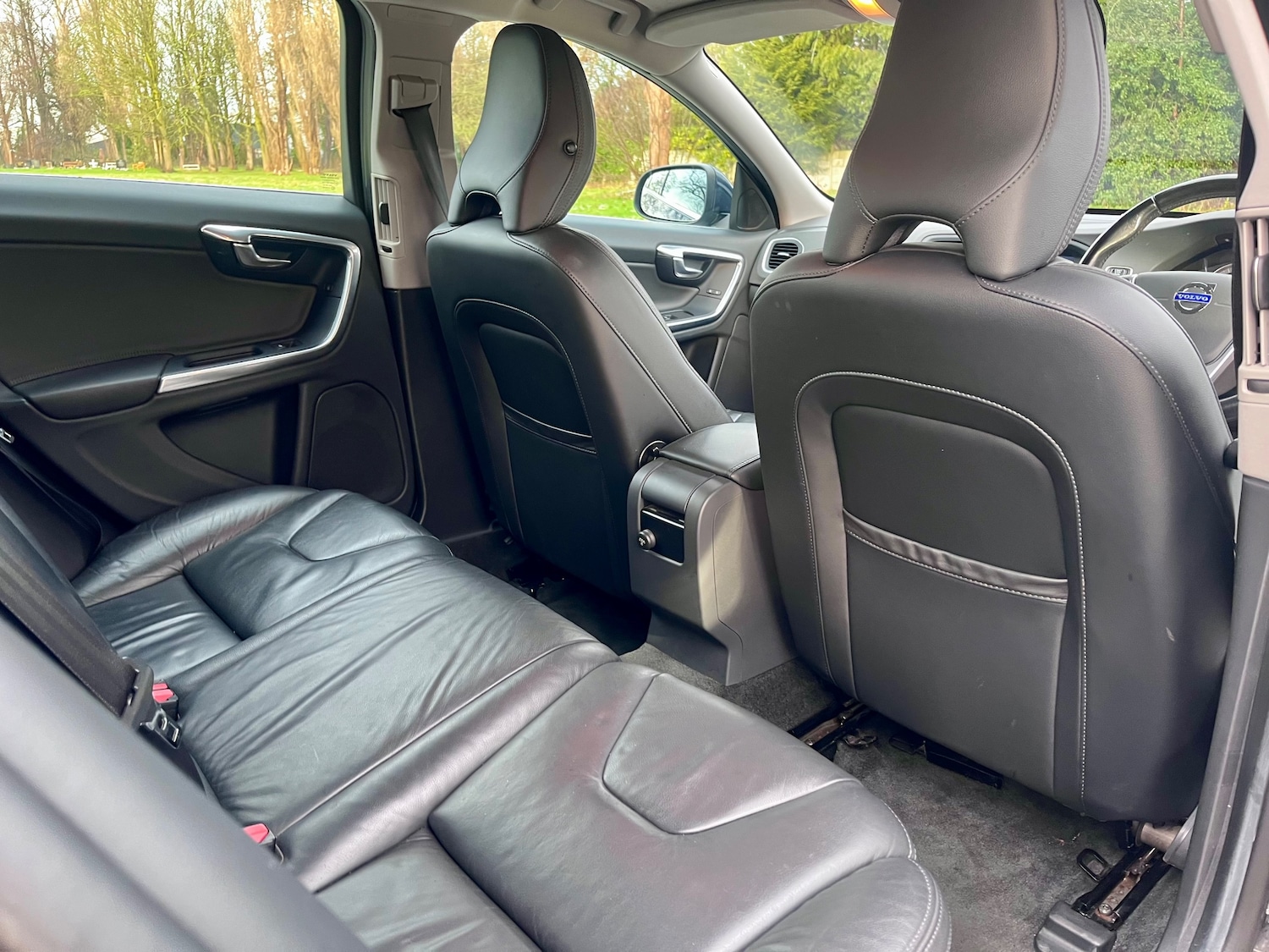 Used Volvo V60 2012 for sale - 77031608: Photo 30