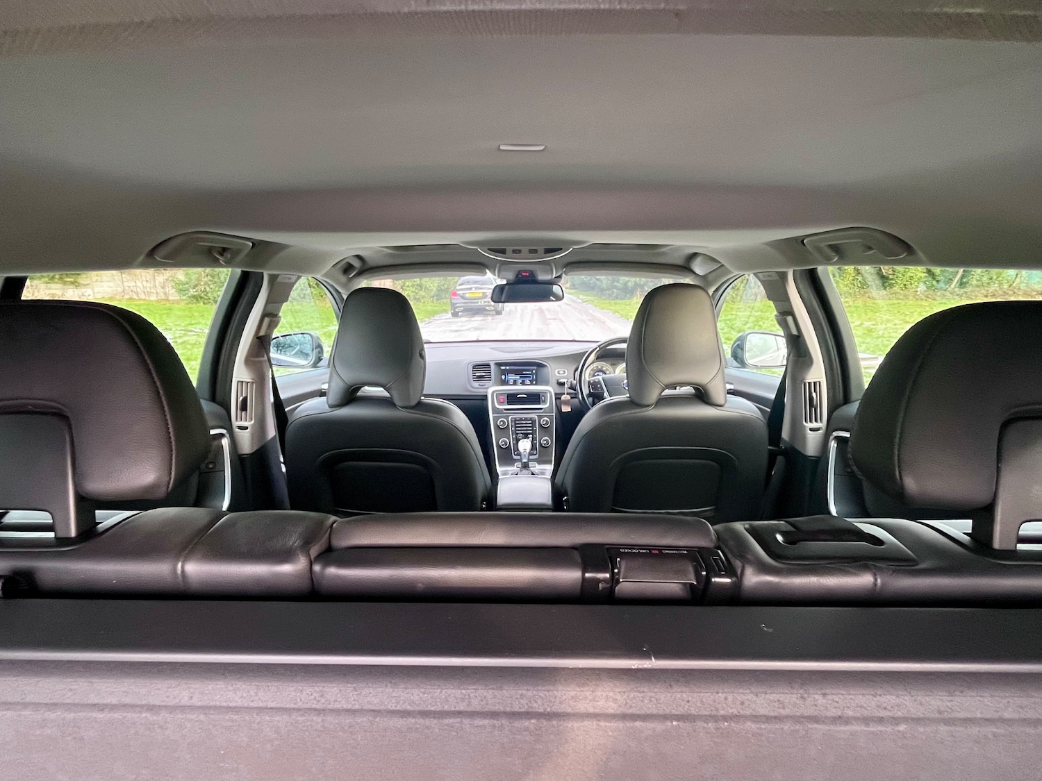 Used Volvo V60 2012 for sale - 77031608: Photo 35