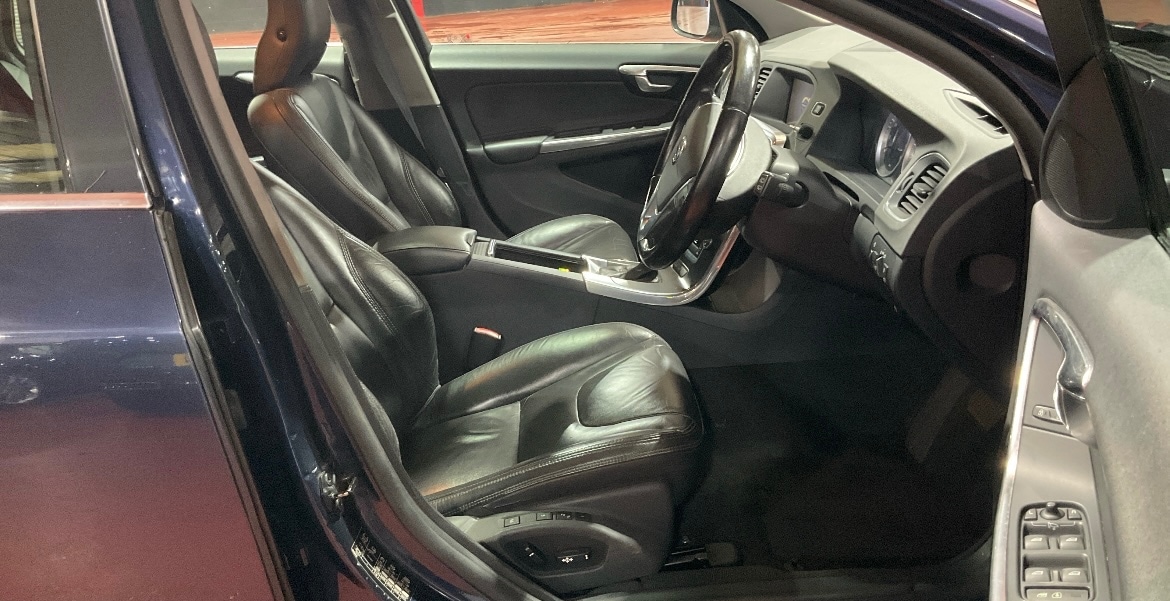 Used Volvo V60 2012 for sale - 77031608: Photo 5