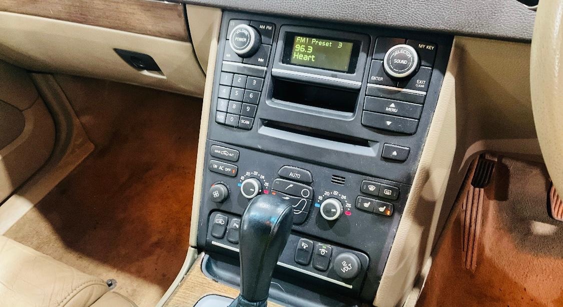 Used Volvo XC90 2011 for sale - 76856592: Photo 6