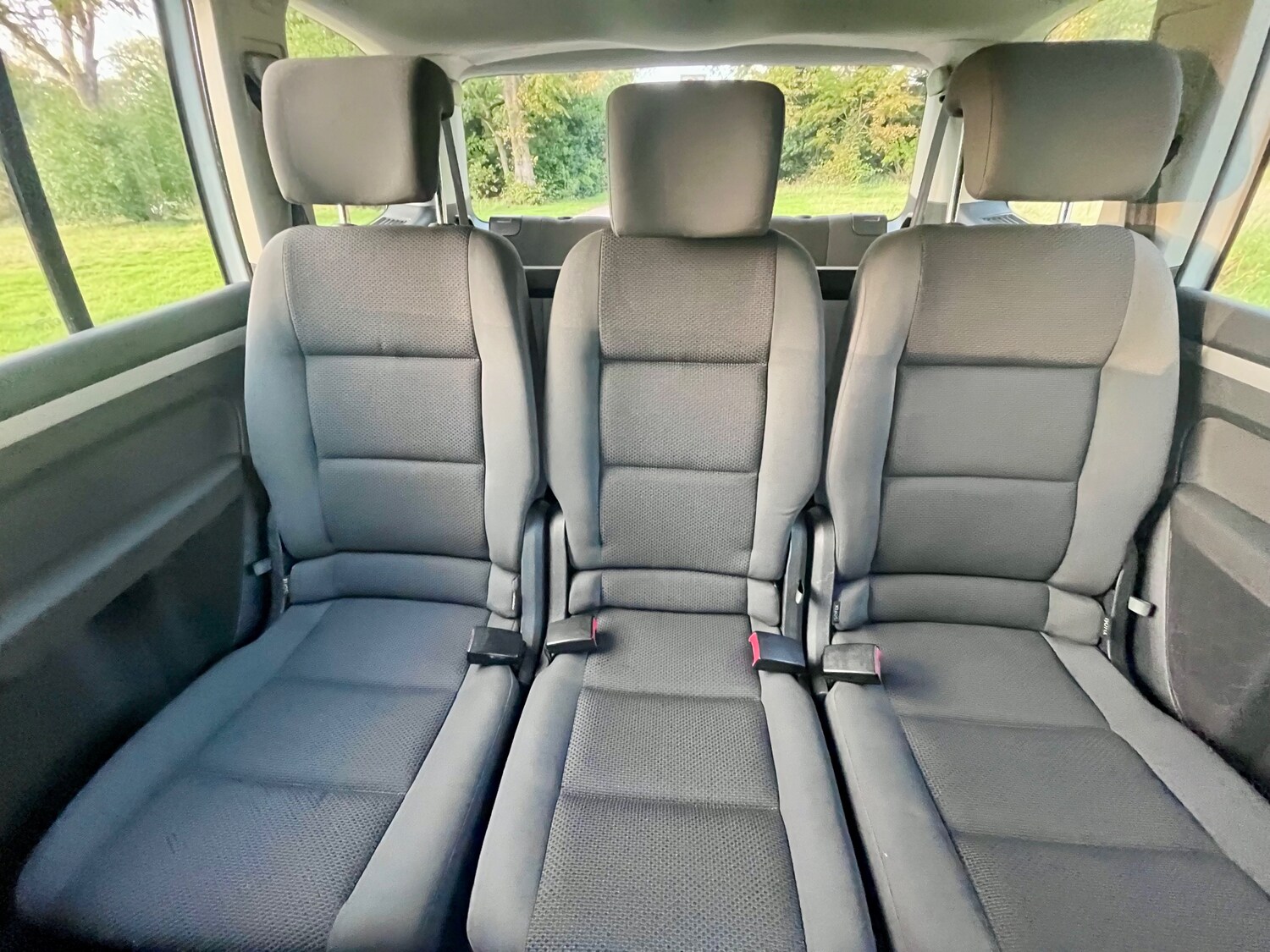 Used Volkswagen Touran 2011 for sale - 76311746: Photo 18