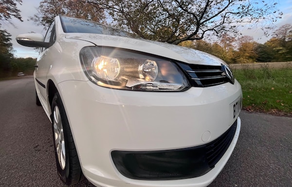 Used Volkswagen Touran 2011 for sale - 76311746: Photo 29