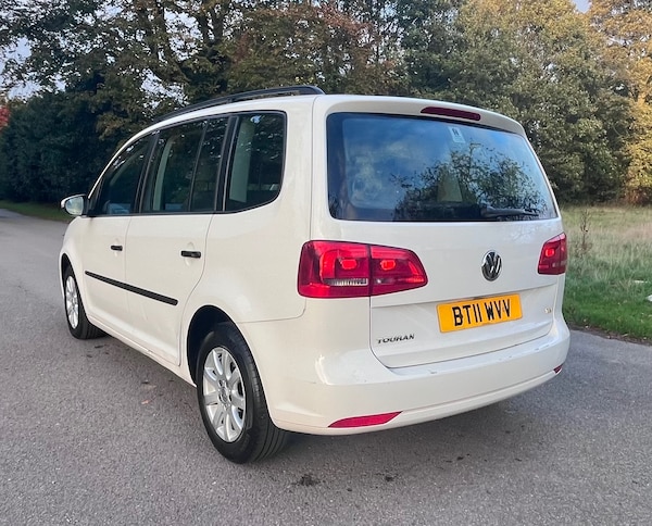 Used Volkswagen Touran 2011 for sale - 76311746: Photo 8