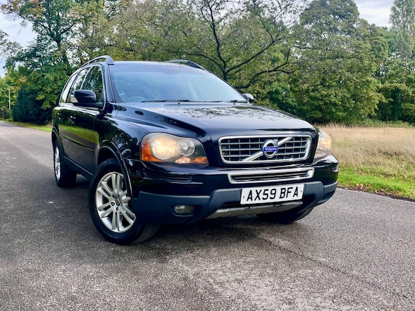 Used Volvo XC90 2010 for sale - 75463076: Photo 2