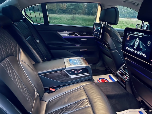 Used BMW 7 Series 2018 for sale - 76311795: Photo 30