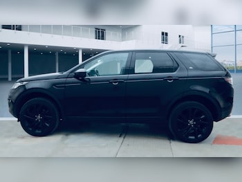 Used Land Rover Discovery Sport 2018 for sale - 77408900: Photo
