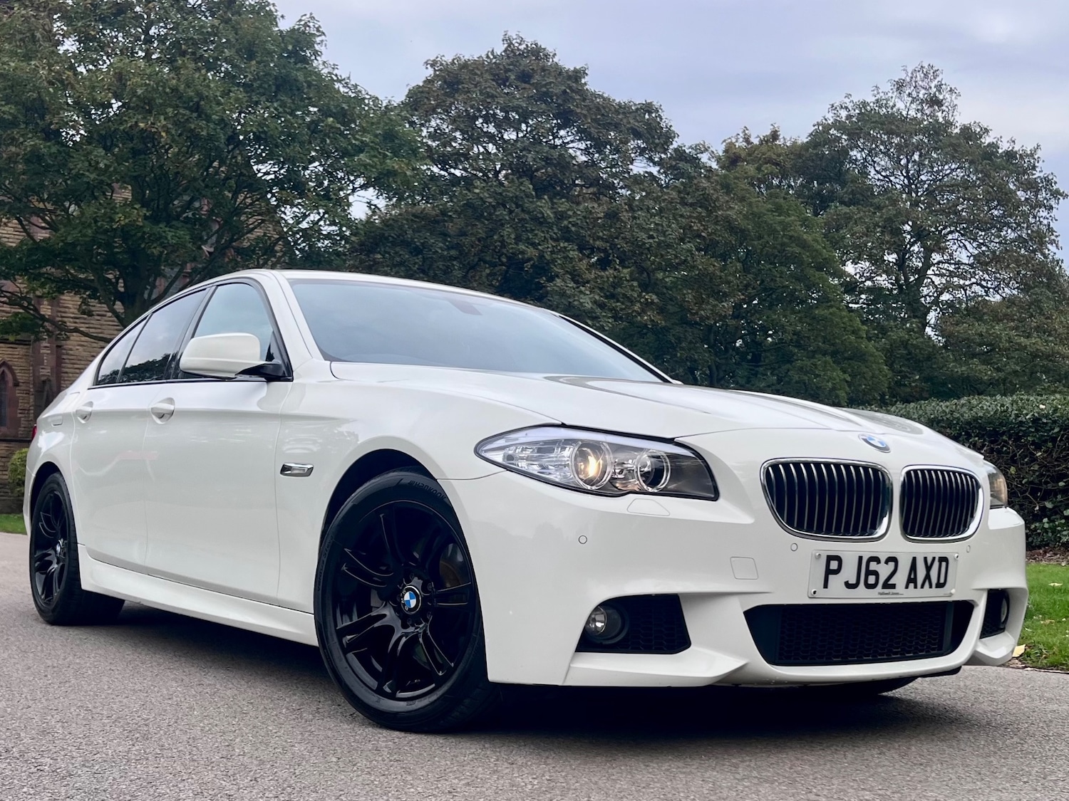 Used BMW 5 Series 2012 for sale - 76125477: Photo 1
