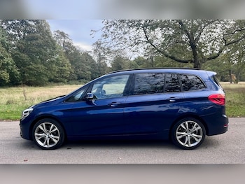 Used BMW 2 Series 2015 for sale - 76804319: Photo