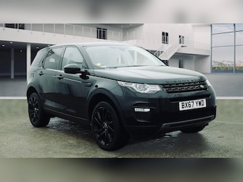 Used Land Rover Discovery Sport 2017 for sale - 77333268: Photo
