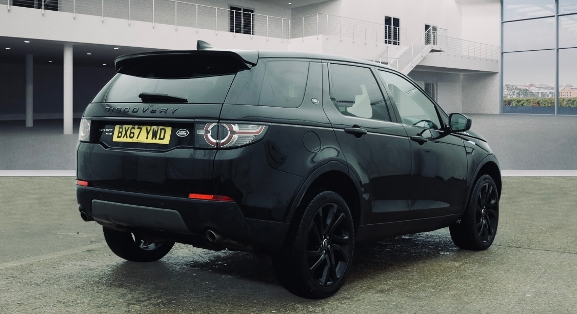Used Land Rover Discovery Sport 2017 for sale - 77333268: Photo 4