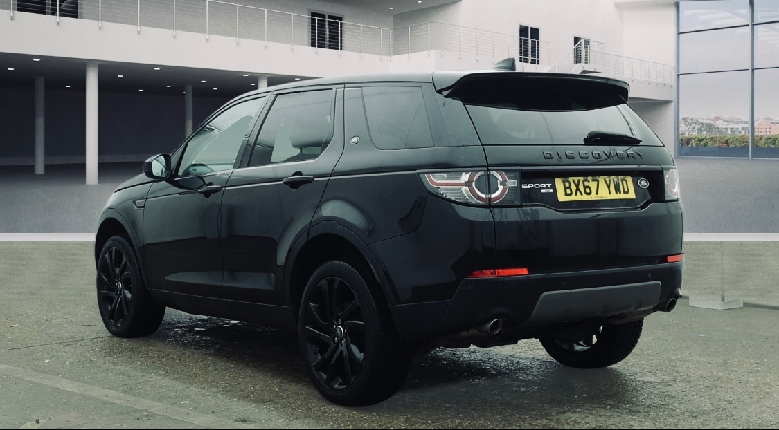 Used Land Rover Discovery Sport 2017 for sale - 77333268: Photo 5