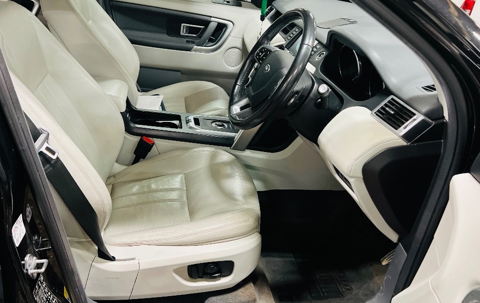 Used Land Rover Discovery Sport 2017 for sale - 77333268: Photo 7